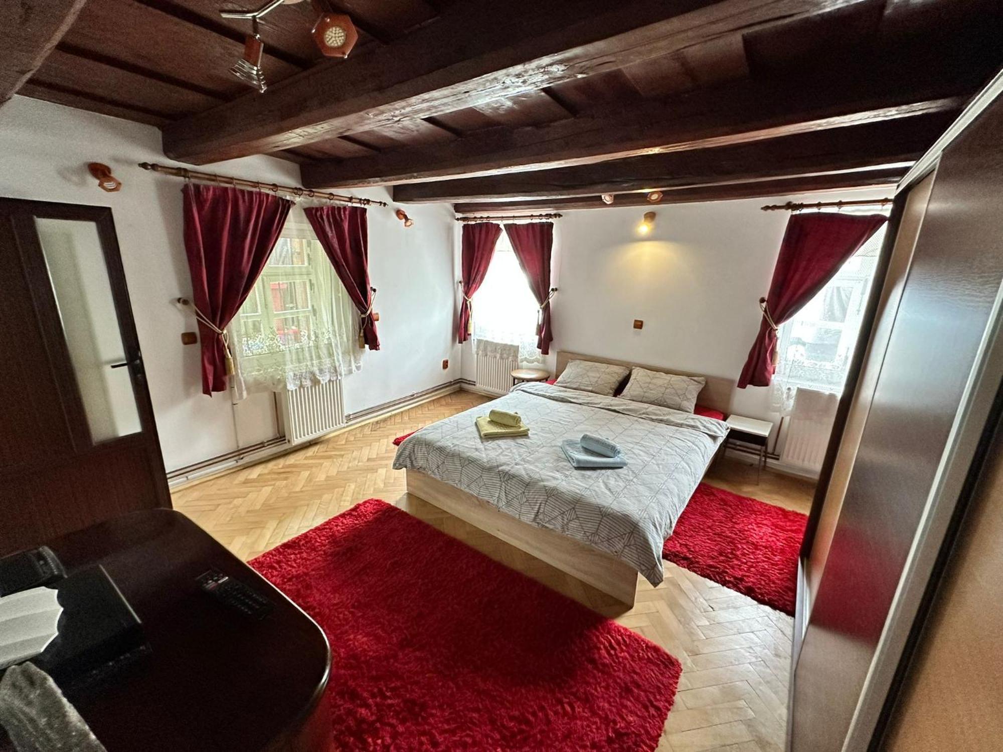 Апартаменти Casa Nicolae Teclu Брашов Екстер'єр фото