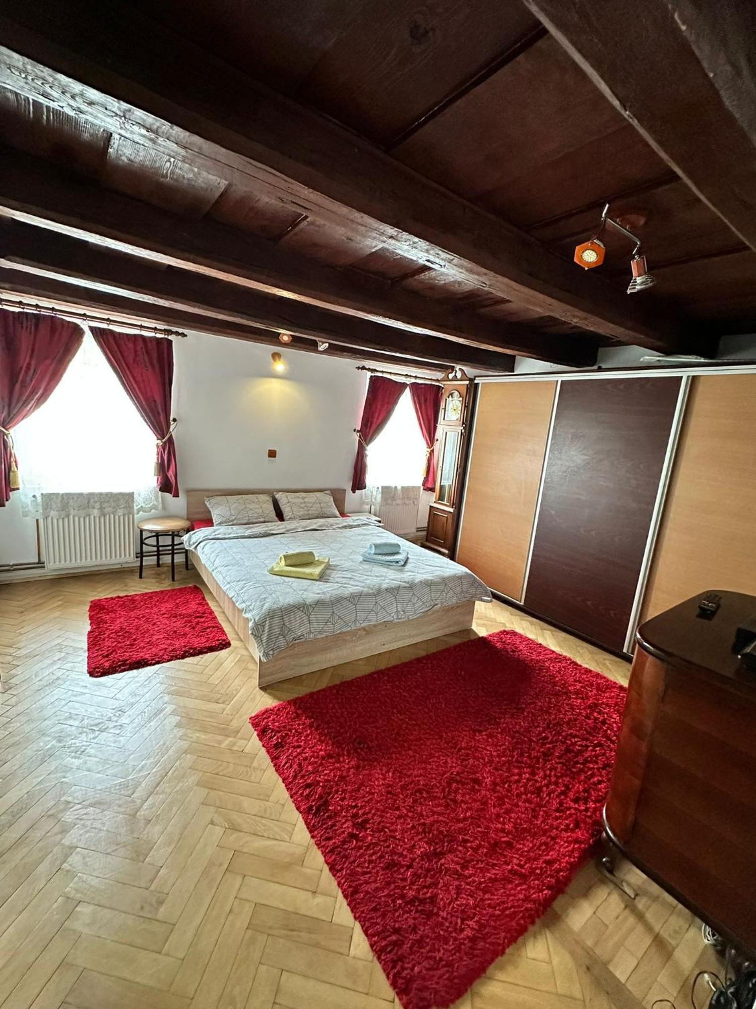 Апартаменти Casa Nicolae Teclu Брашов Екстер'єр фото